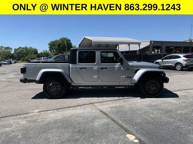 new 2024 Jeep Gladiator car, priced at $40,500