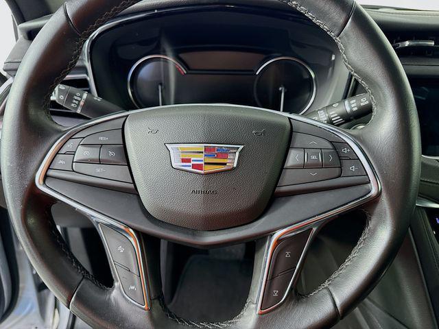 used 2020 Cadillac XT5 car, priced at $25,800