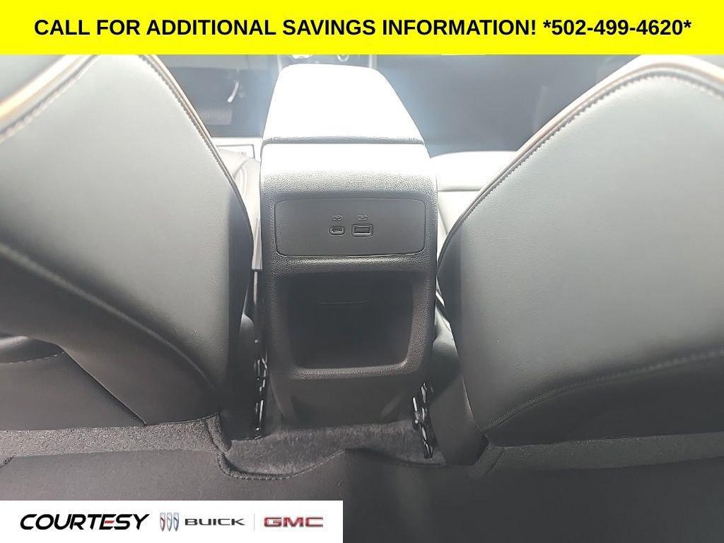 new 2025 Buick Envista car, priced at $30,950