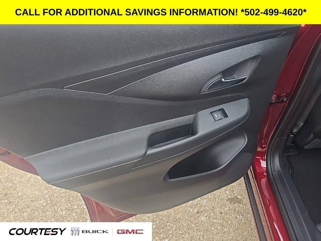 new 2025 Buick Envista car, priced at $30,950