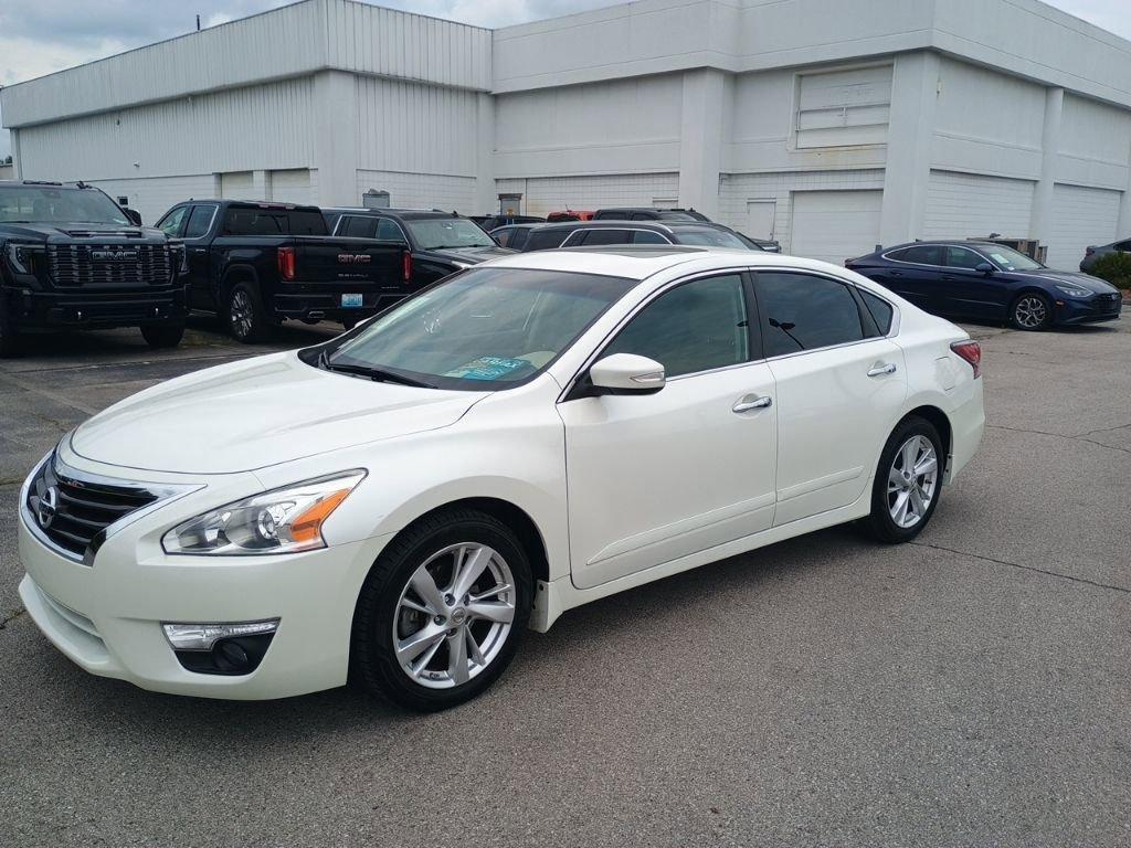 used 2014 Nissan Altima car, priced at $10,860