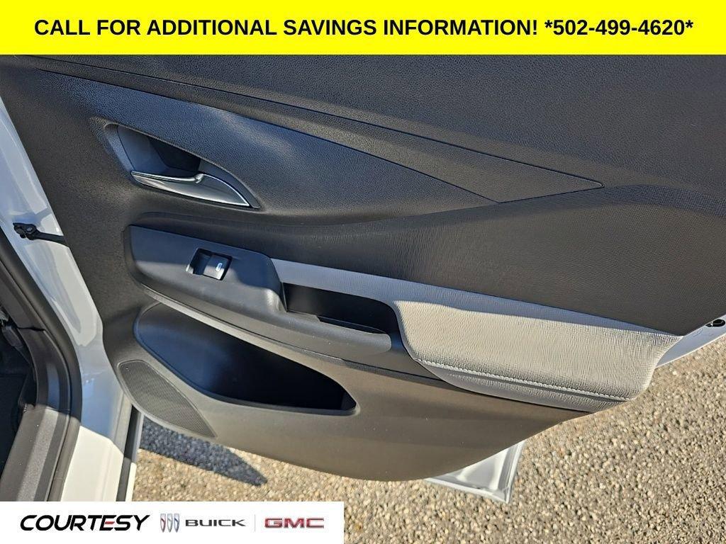 new 2025 Buick Envista car, priced at $31,637