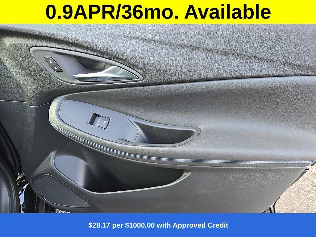 new 2025 Buick Encore GX car, priced at $25,809