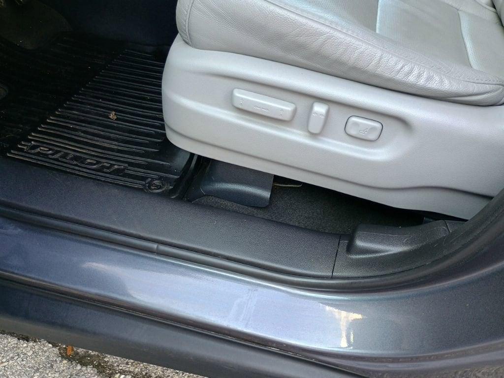 used 2020 Honda Pilot car, priced at $28,432