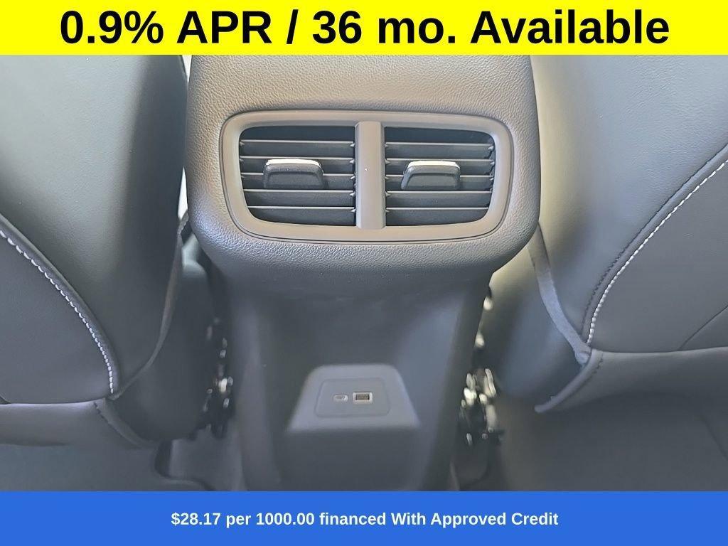 new 2025 Buick Envision car, priced at $39,076