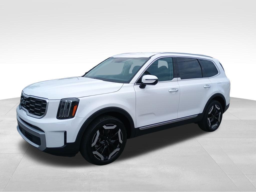 used 2023 Kia Telluride car, priced at $32,680