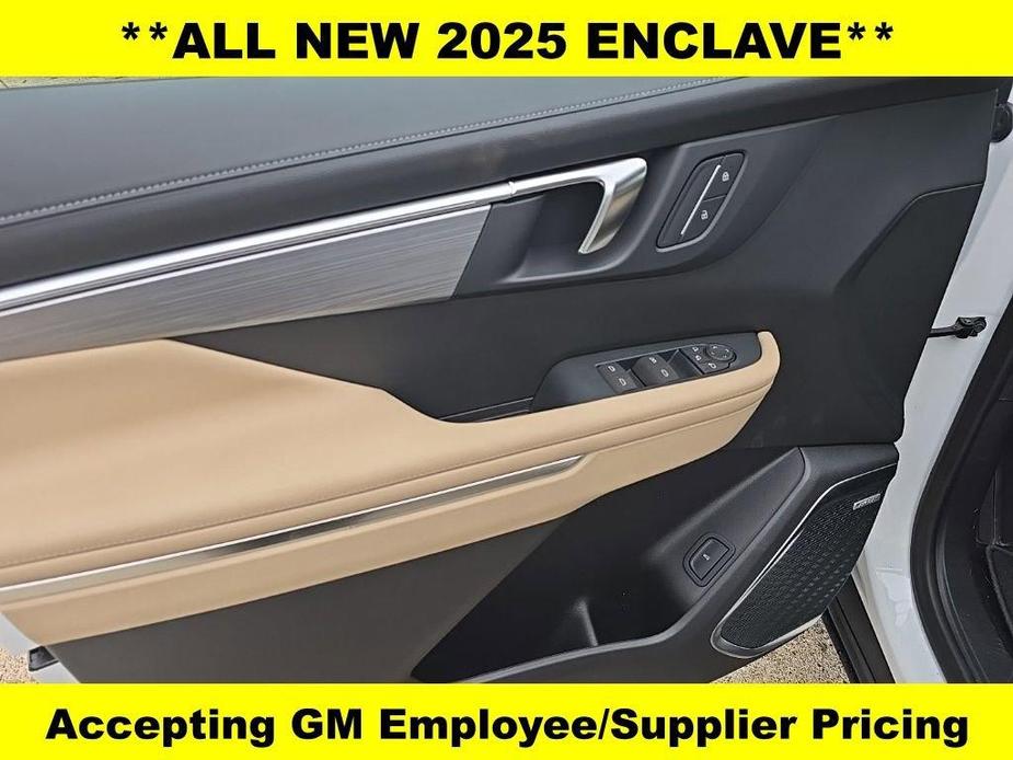 new 2025 Buick Enclave car, priced at $44,401