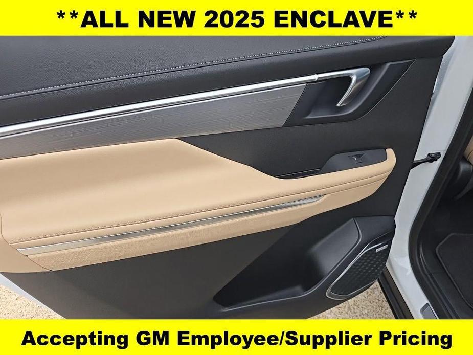 new 2025 Buick Enclave car, priced at $44,401