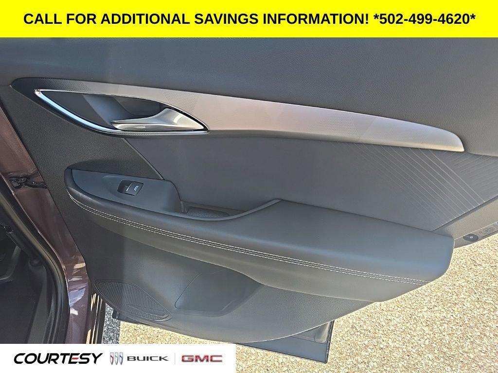 new 2025 Buick Envision car, priced at $39,424