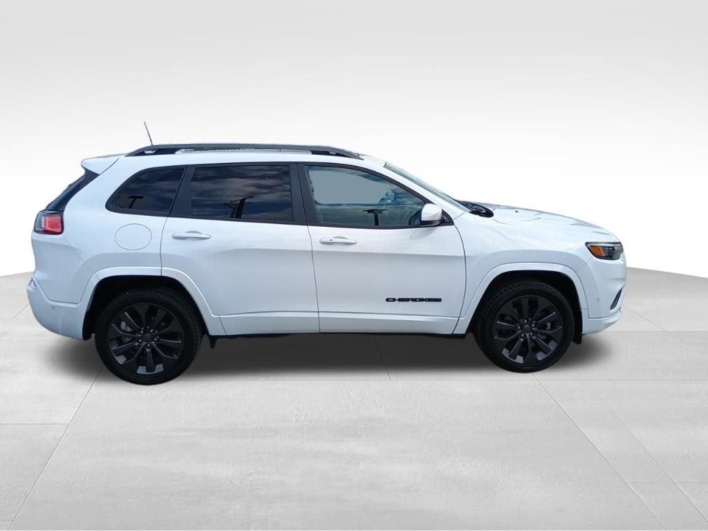 used 2021 Jeep Cherokee car, priced at $23,310