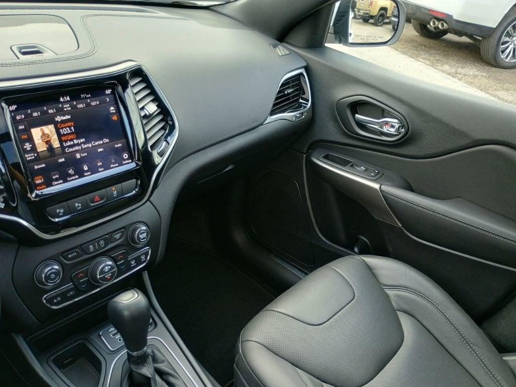 used 2021 Jeep Cherokee car, priced at $23,310