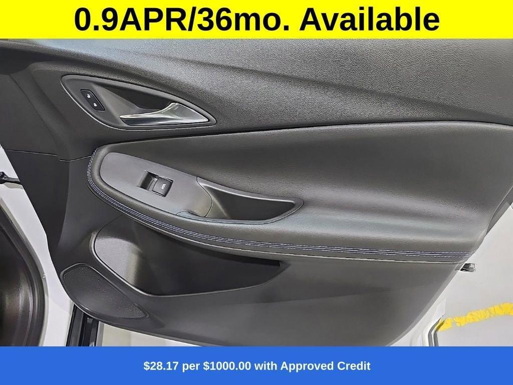 new 2025 Buick Encore GX car, priced at $25,969