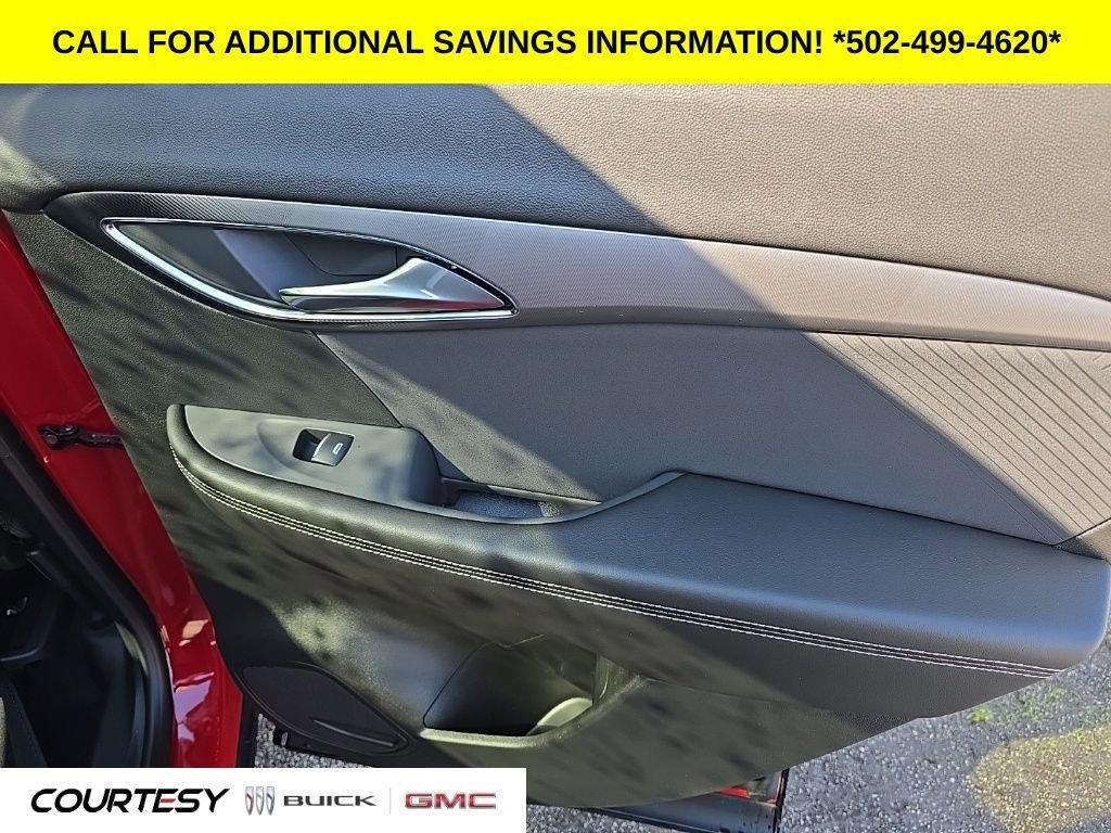 new 2025 Buick Envision car, priced at $40,986
