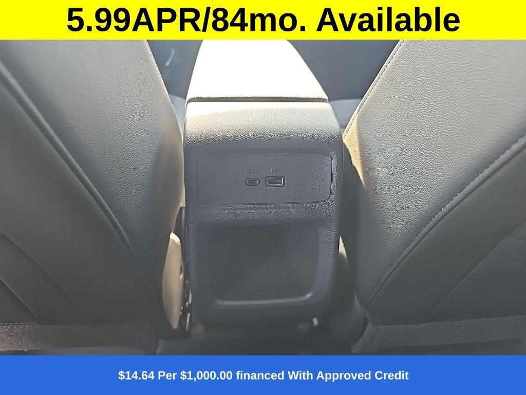 new 2025 Buick Envista car, priced at $25,628