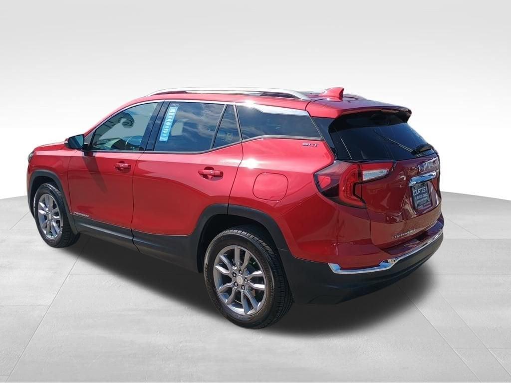 used 2022 GMC Terrain car, priced at $25,692