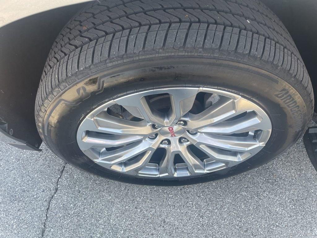 used 2022 GMC Yukon car, priced at $53,910
