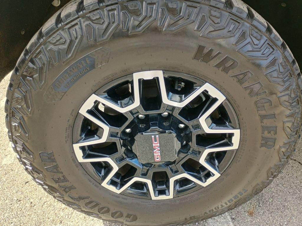 used 2025 GMC Sierra 2500 car, priced at $81,810