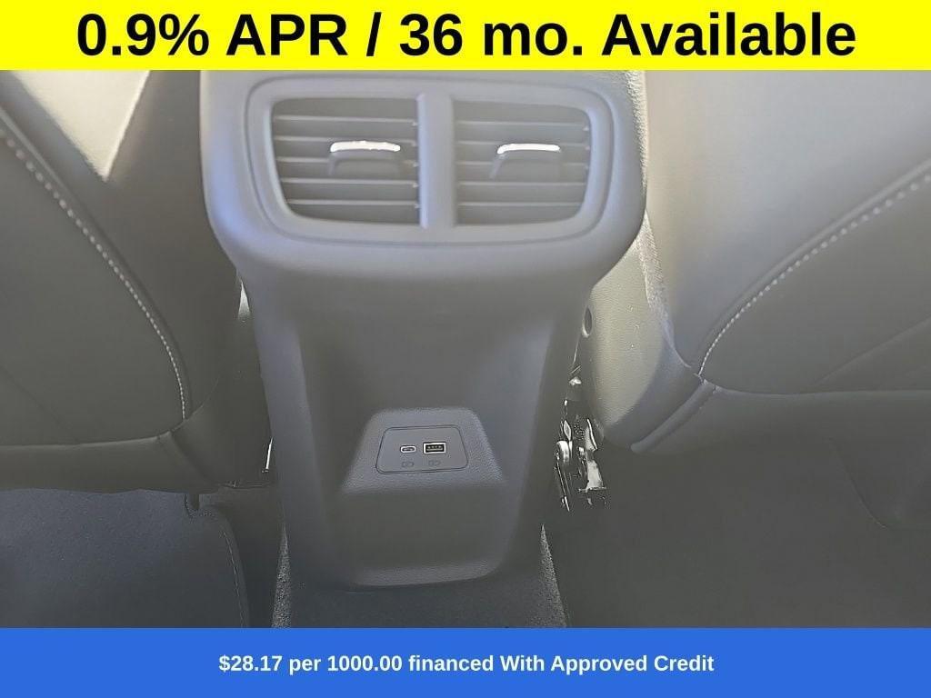 new 2025 Buick Envision car, priced at $37,032