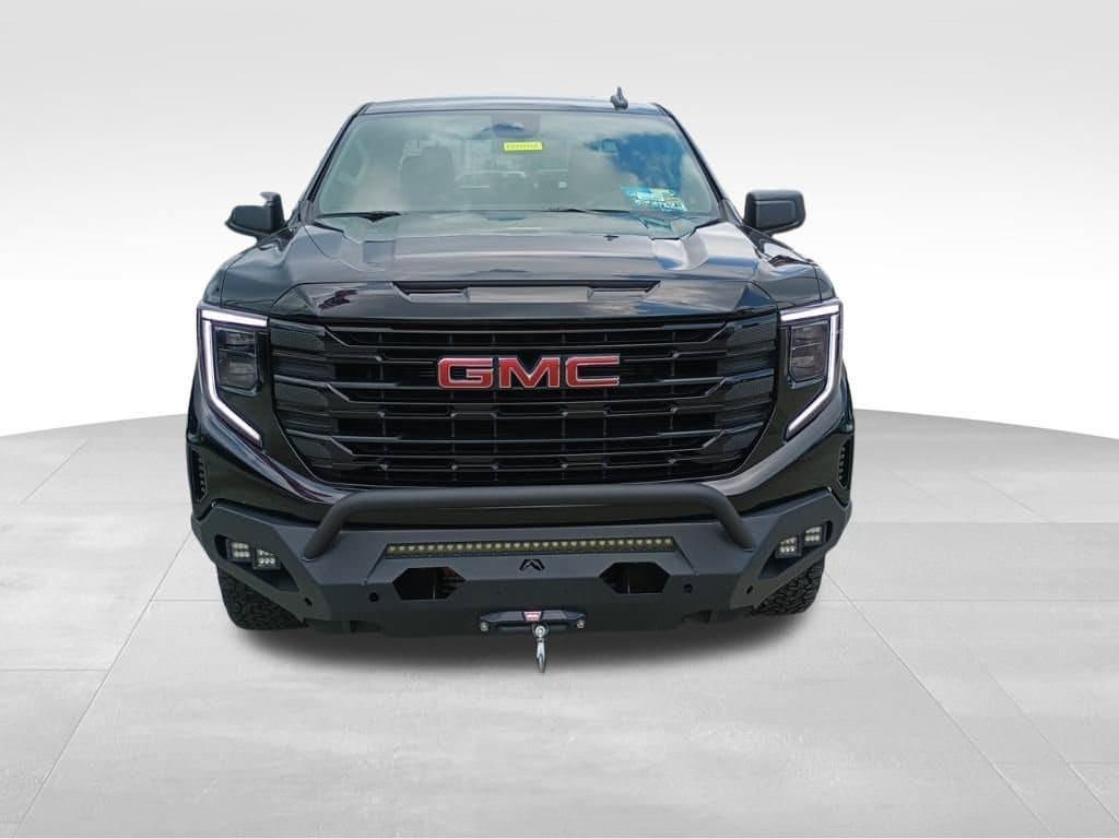 used 2022 GMC Sierra 1500 car, priced at $40,980