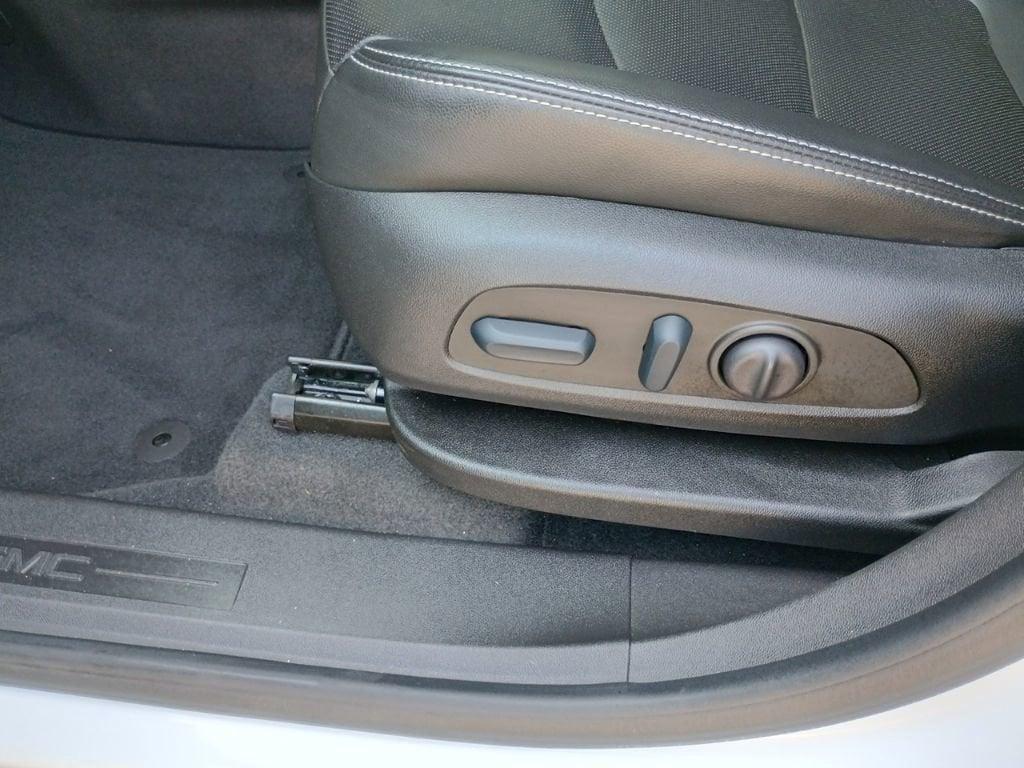 used 2022 GMC Terrain car, priced at $26,860