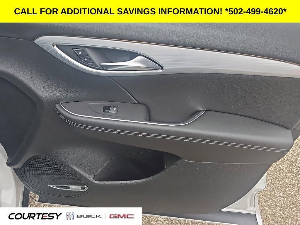 new 2025 Buick Envision car, priced at $45,268