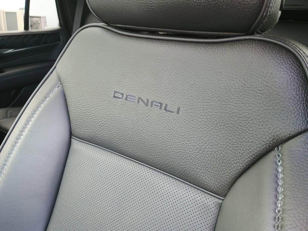 used 2022 GMC Yukon car, priced at $48,910