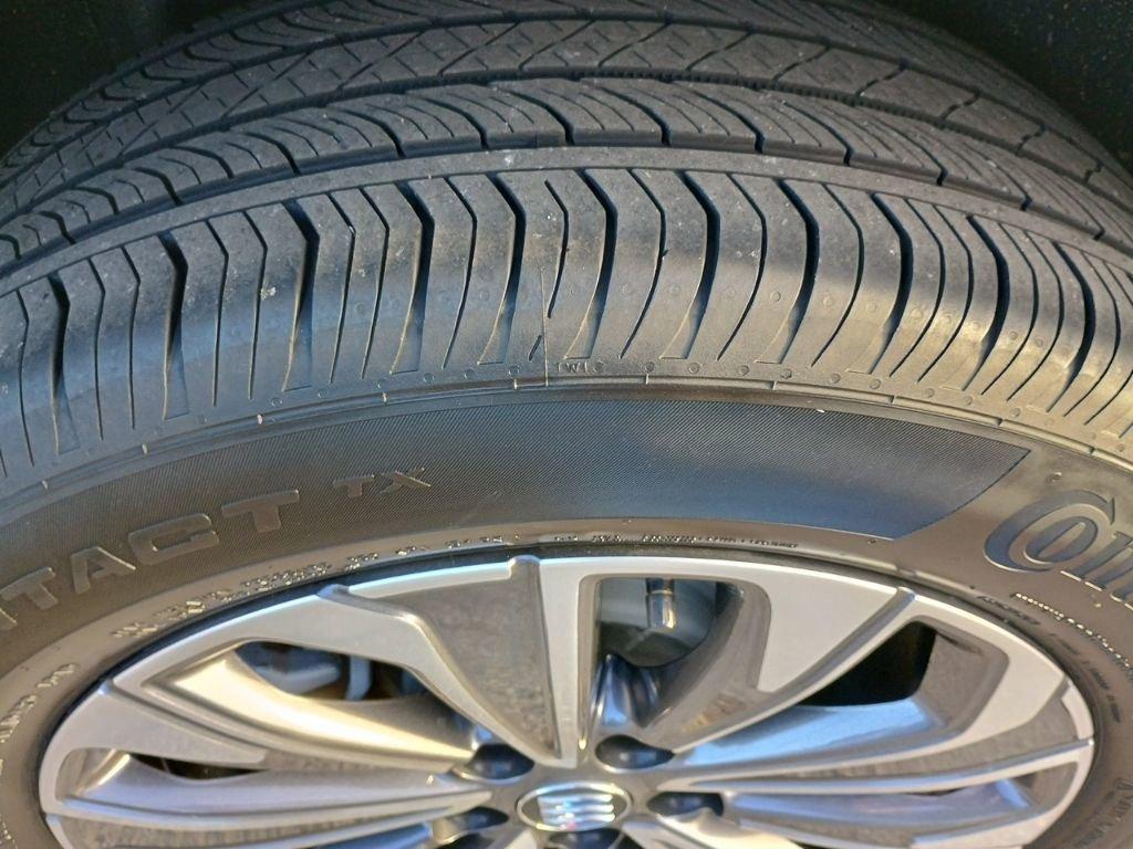 used 2025 Buick Envision car, priced at $33,810