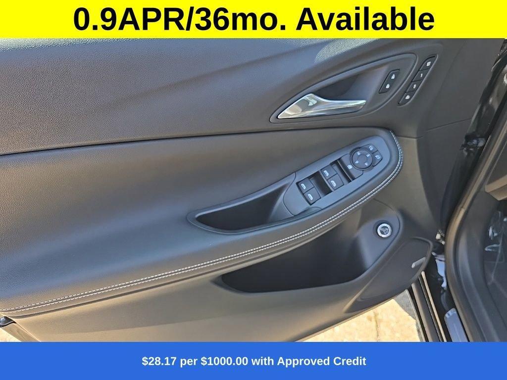 new 2025 Buick Encore GX car, priced at $29,488