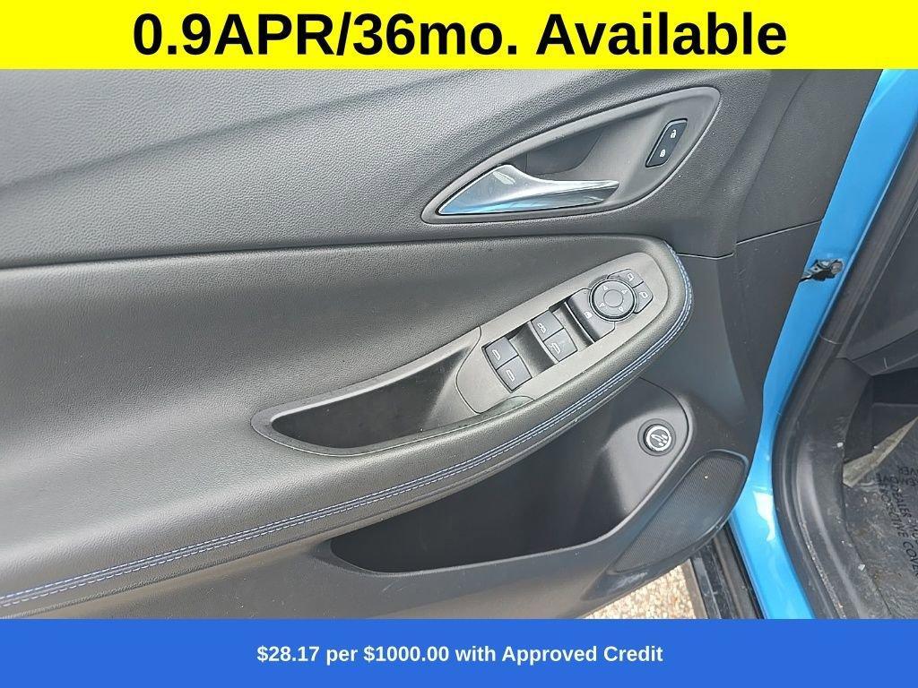 new 2025 Buick Encore GX car, priced at $26,220