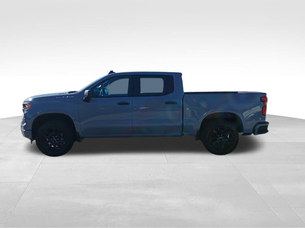 used 2025 Chevrolet Silverado 1500 car, priced at $40,811