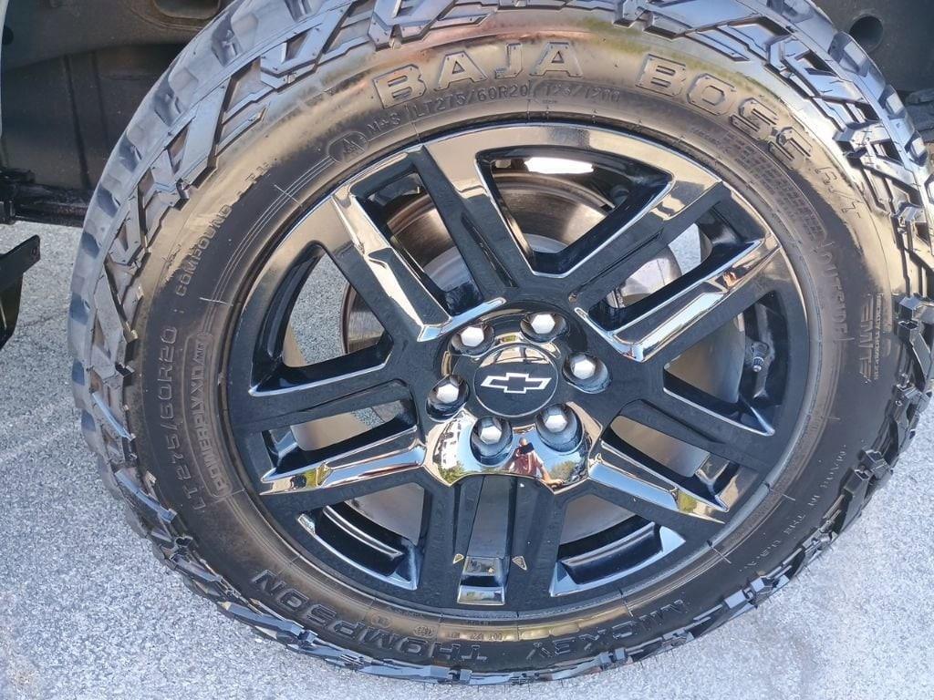 used 2025 Chevrolet Silverado 1500 car, priced at $40,811