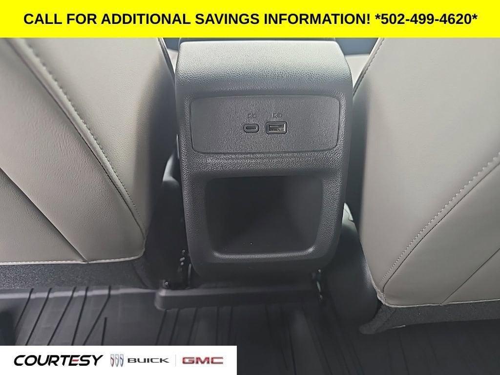 new 2025 Buick Envista car, priced at $31,929
