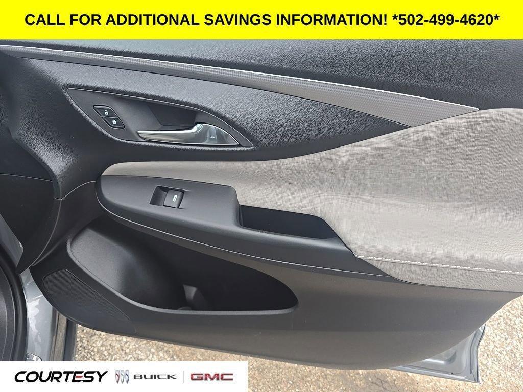 new 2025 Buick Envista car, priced at $32,179