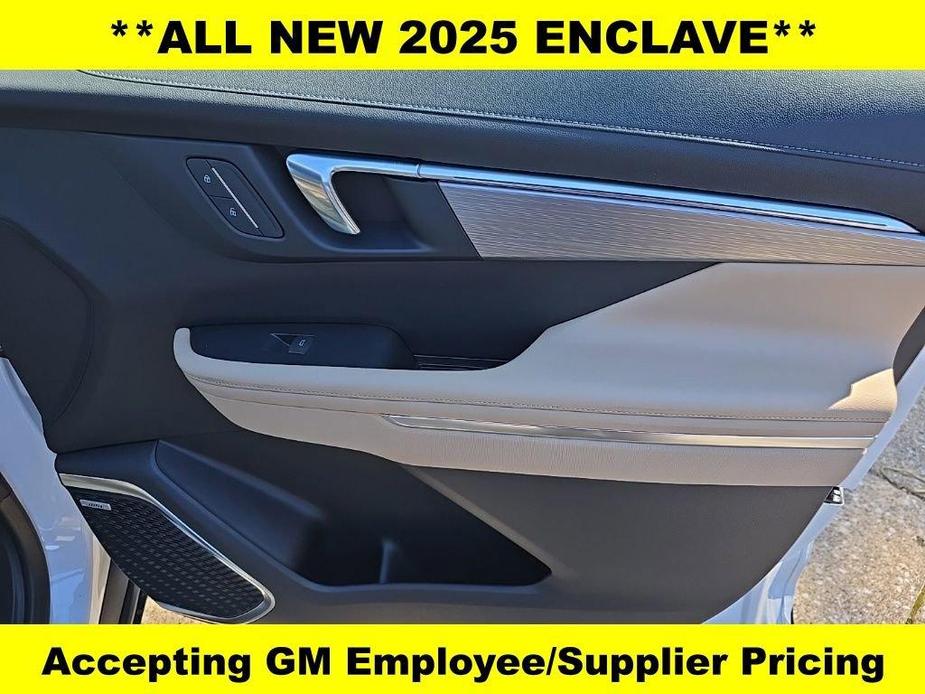 new 2025 Buick Enclave car, priced at $44,401