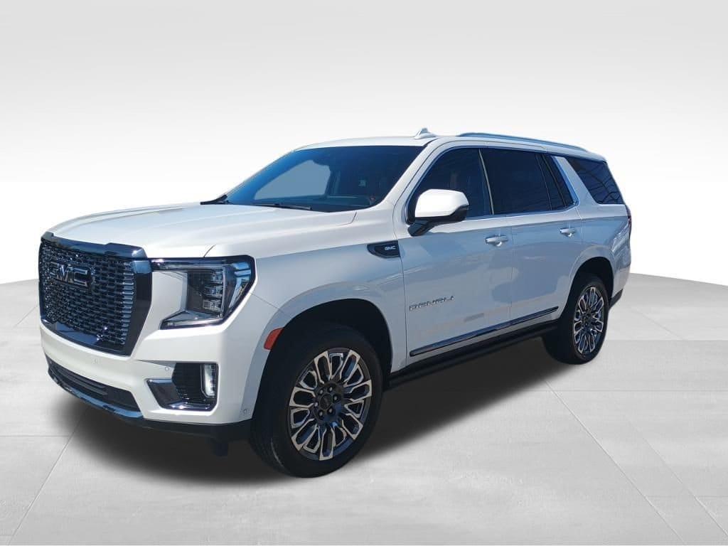 used 2024 GMC Yukon car, priced at $79,697