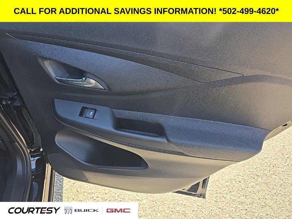 new 2025 Buick Envista car, priced at $25,923