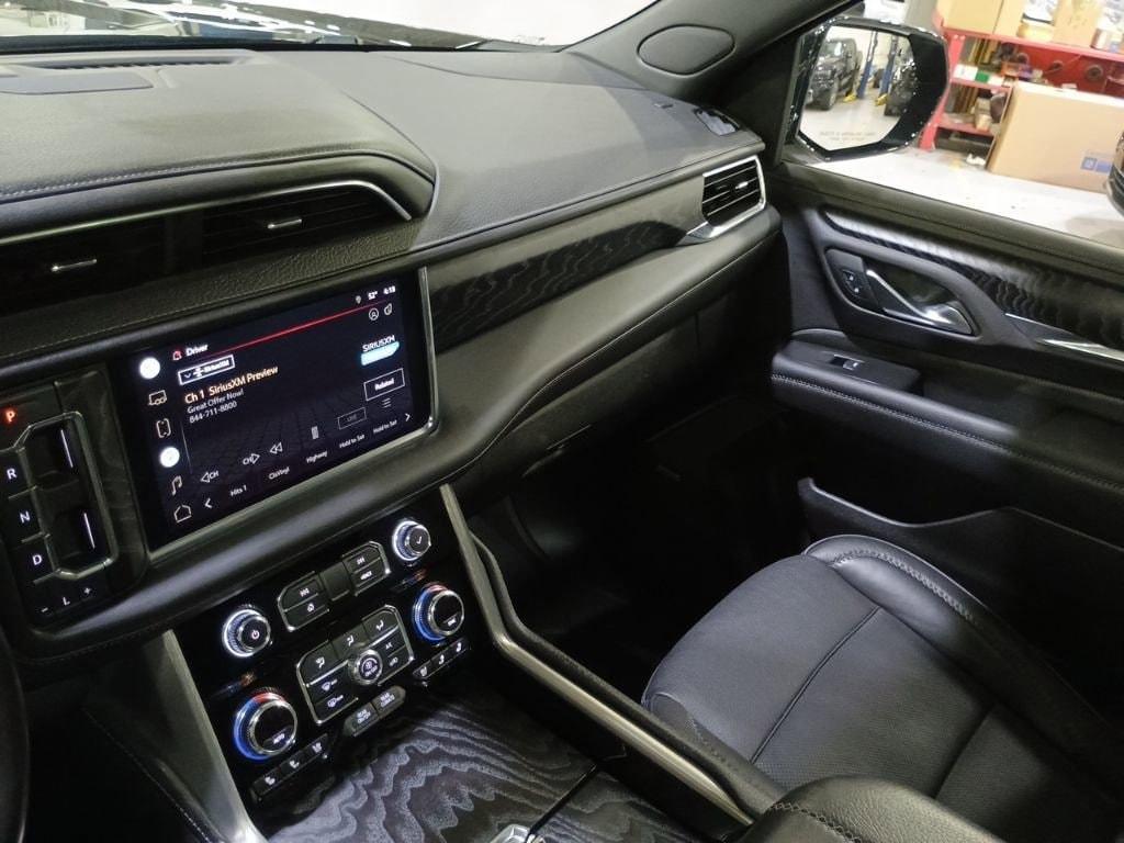 used 2022 GMC Yukon XL car, priced at $48,910