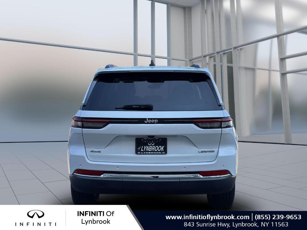 used 2022 Jeep Grand Cherokee car, priced at $29,971