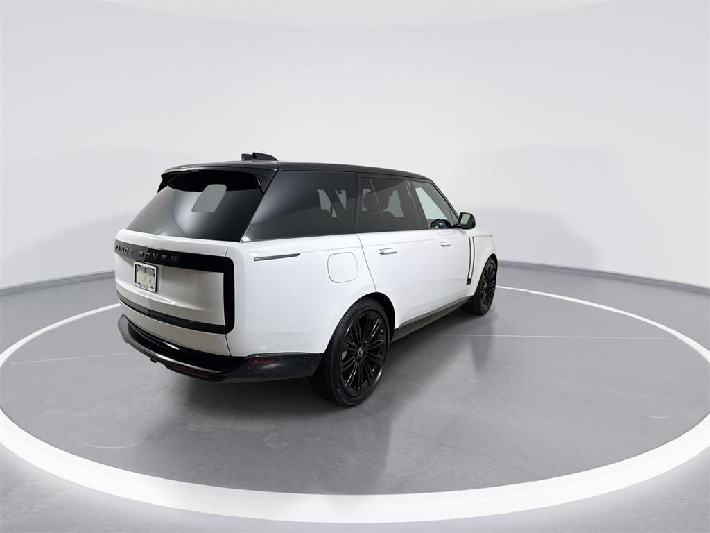 new 2025 Land Rover Range Rover car, priced at $124,495