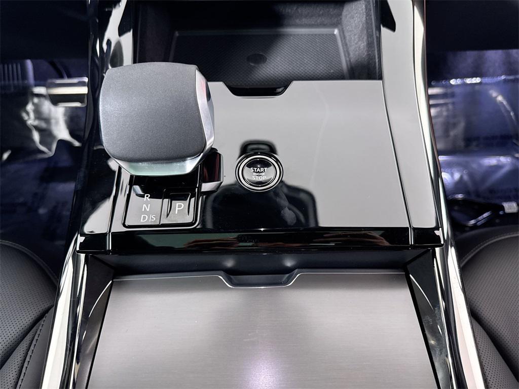 new 2025 Land Rover Range Rover Sport car, priced at $101,205