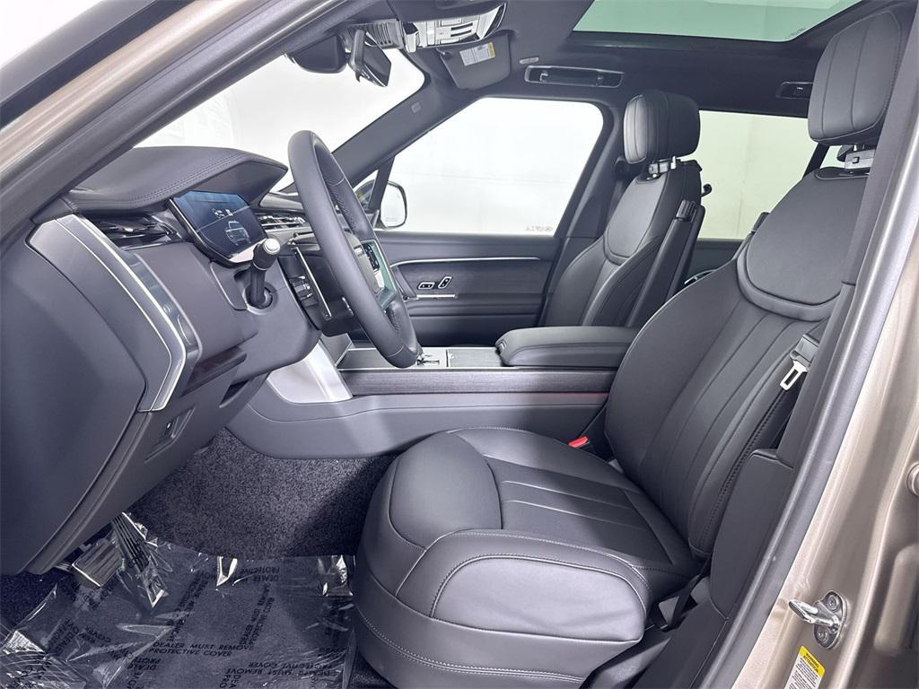 new 2025 Land Rover Range Rover car, priced at $135,945