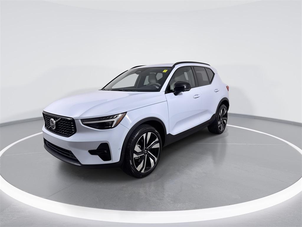 used 2024 Volvo XC40 car, priced at $32,874