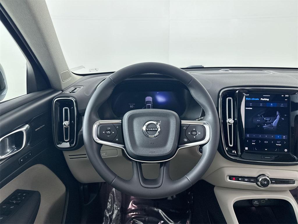 used 2024 Volvo XC40 car, priced at $32,874