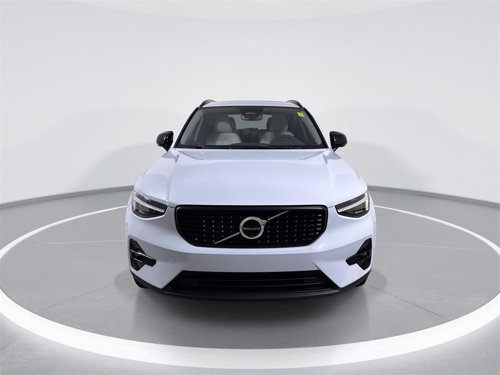 used 2024 Volvo XC40 car, priced at $32,874