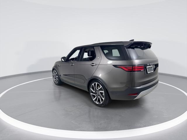 new 2025 Land Rover Discovery car, priced at $67,443