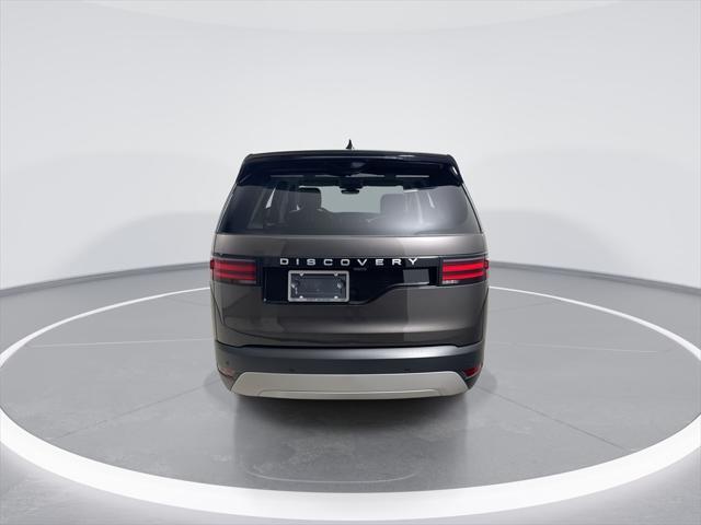 new 2025 Land Rover Discovery car, priced at $67,443