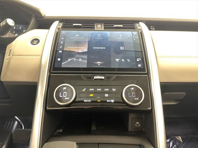 new 2025 Land Rover Discovery car, priced at $67,443