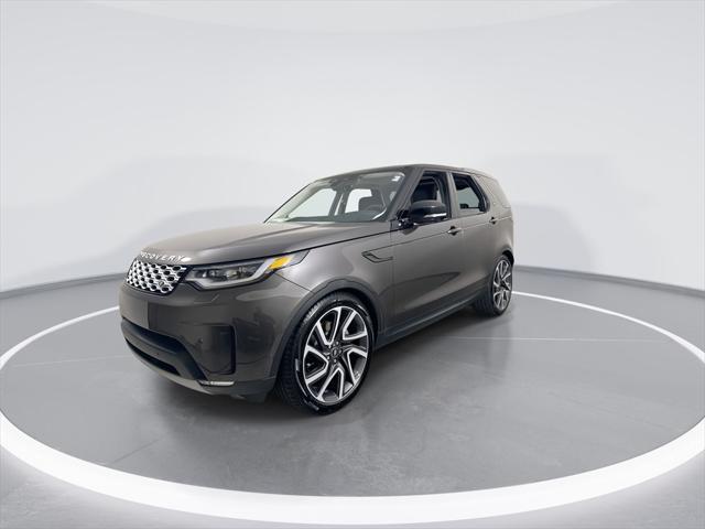 new 2025 Land Rover Discovery car, priced at $67,443