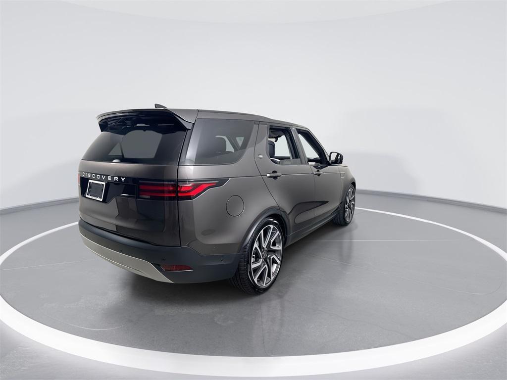 new 2025 Land Rover Discovery car, priced at $67,443