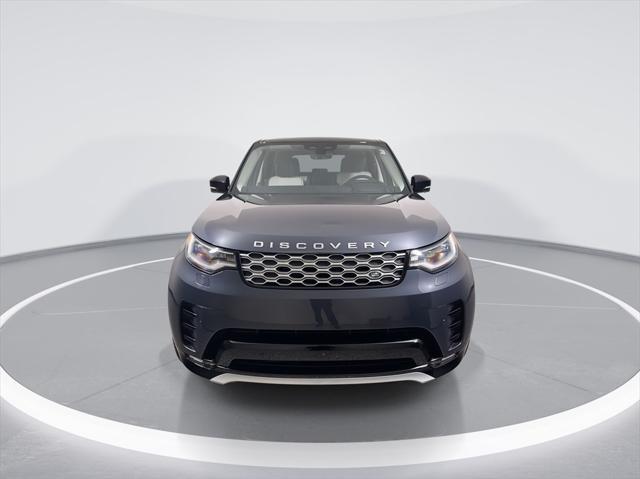 new 2025 Land Rover Discovery car, priced at $83,843